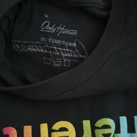 2 unisex medium TSHIRTS - Picture 2 of 4